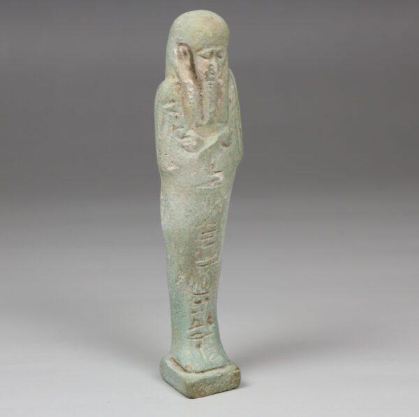 Egyptian shabti for Psamtekhen born to Nit-iy-et