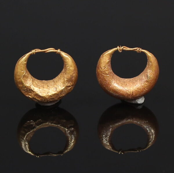 Roman earrings (pair)