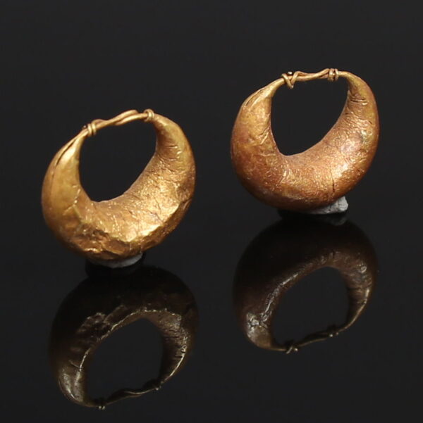 Roman earrings (pair)