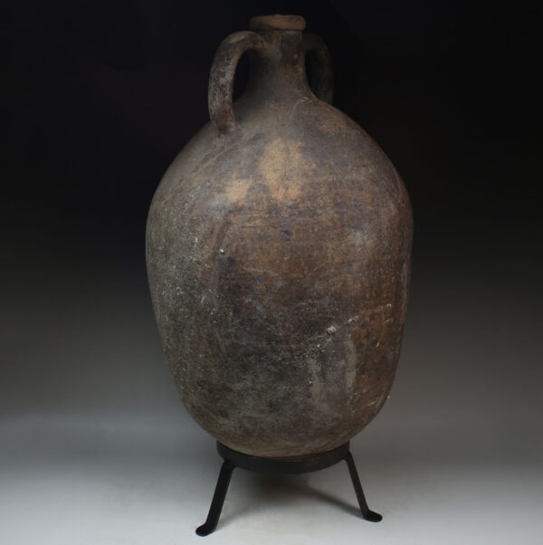 Greek amphora with painted letters