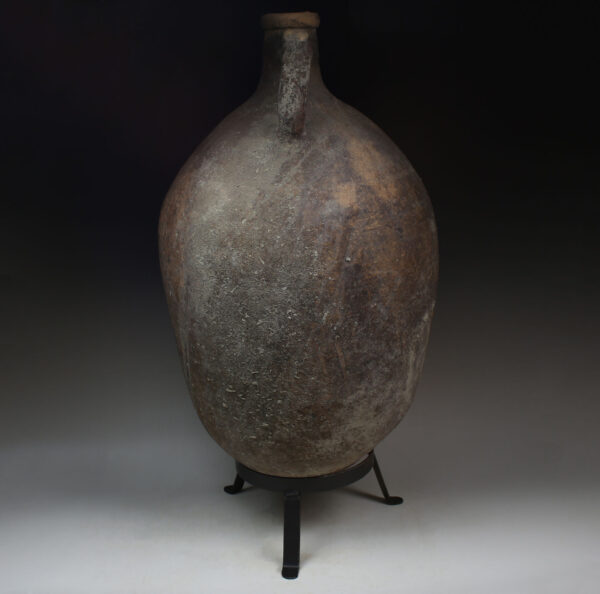 Greek amphora with painted letters