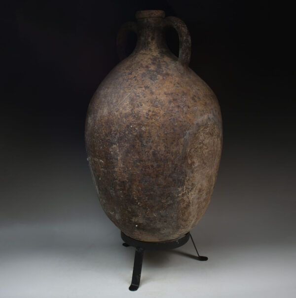 Greek amphora with painted letters